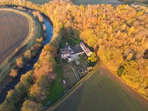 Photo 34- click for photo gallery